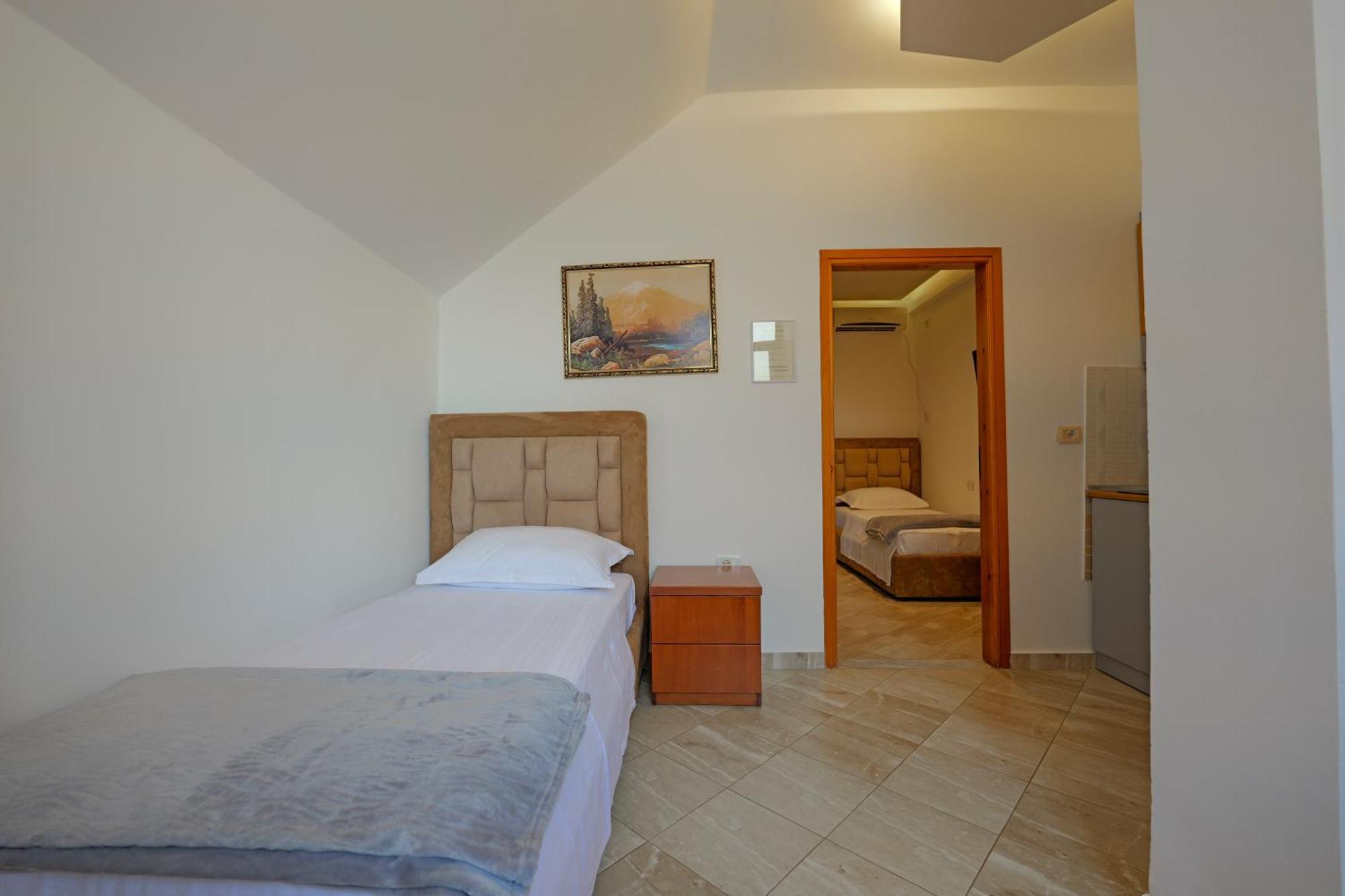 Hotel En Ad Ksamil Exterior foto